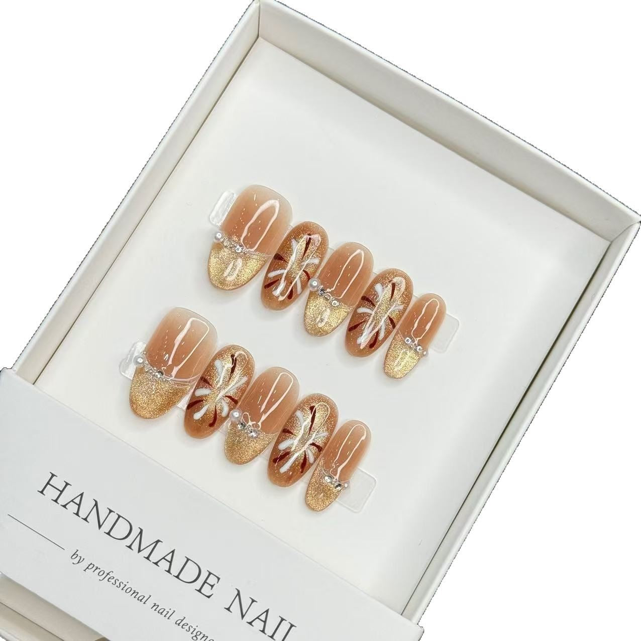 Handmade Long False Nails with a High-End Look, Enhancing Skin Tone, Popular Cat-Eye Style, Luxurious Manicure