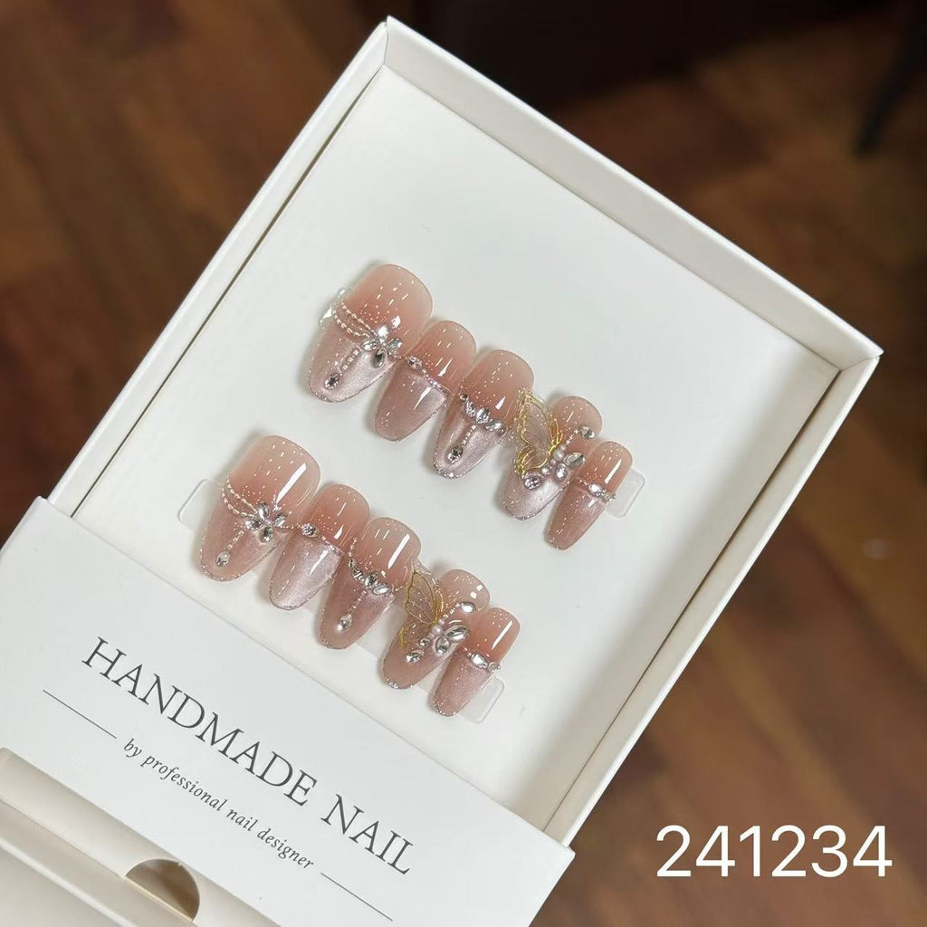 Handmade Long False Nails with a High-End Look, Enhancing Skin Tone, Popular Cat-Eye Style, Luxurious Manicure
