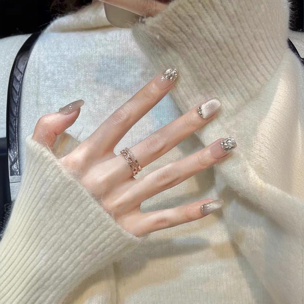 [Half Moon Curve] Flashing Light Therapy Whitening Cat Eye Rhinestones Purely Handmade Wearable Nails Manicure Handmade High-End Finished Products Wholesale