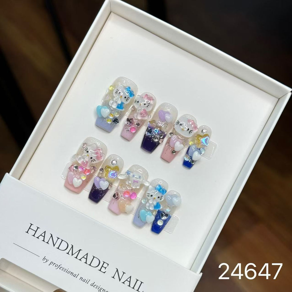 Handmade Long False Nails with a High-End Look, Enhancing Skin Tone, Popular Cat-Eye Style, Luxurious Manicure