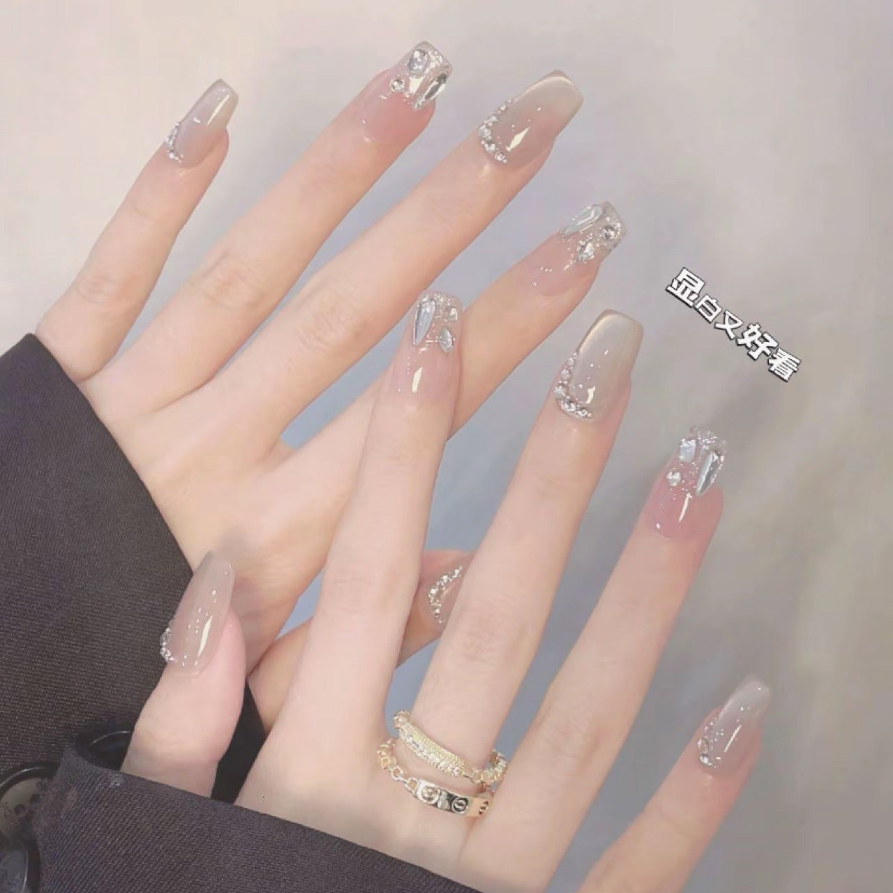 [Half Moon Curve] Flashing Light Therapy Whitening Cat Eye Rhinestones Purely Handmade Wearable Nails Manicure Handmade High-End Finished Products Wholesale
